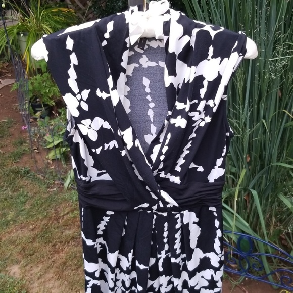 Petite dress - Picture 3 of 3